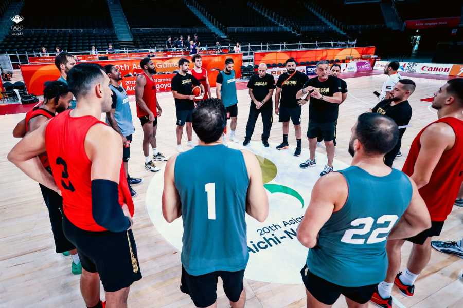 المنتخب الوطني لكرة السلة يباشر تدريباته في ناغويا استعداداً للألعاب الآسيوية